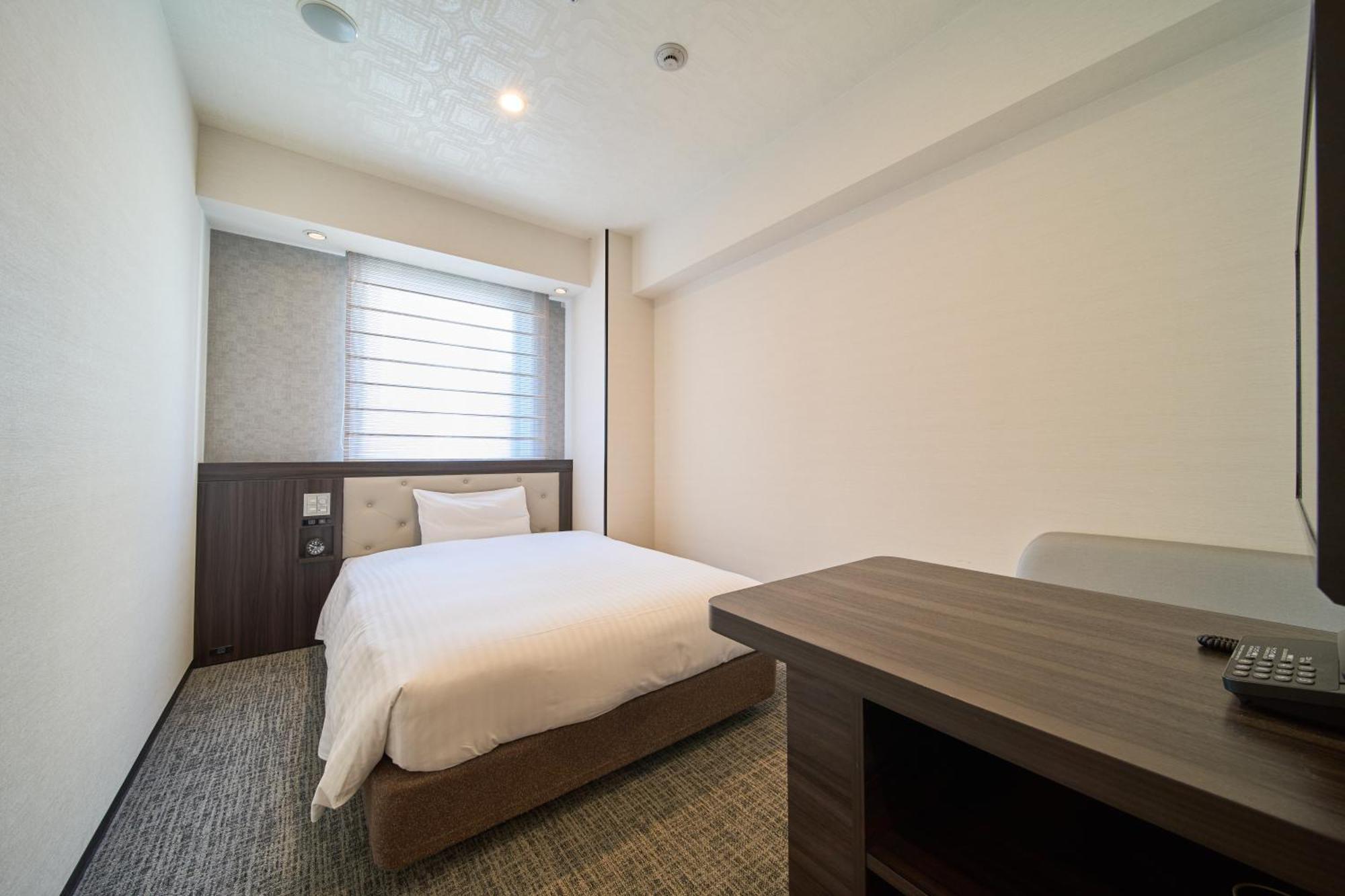 Via Inn Umeda Osaka Zewnętrze zdjęcie